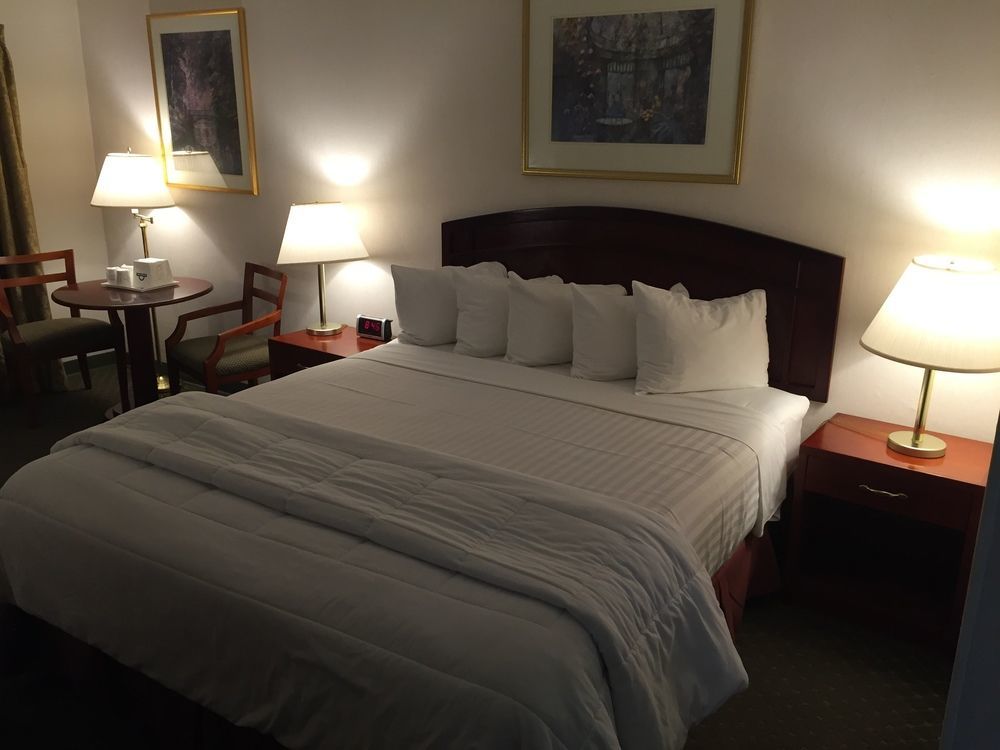 Days By Wyndham San Diego/downtown/convention Center 2*